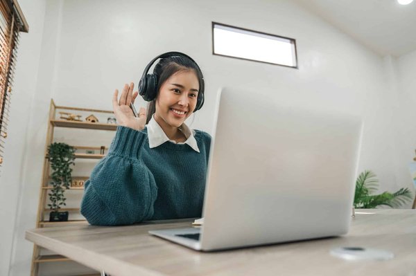 Avis sur pixpay : une néo-banque pour éduquer financièrement vos enfants